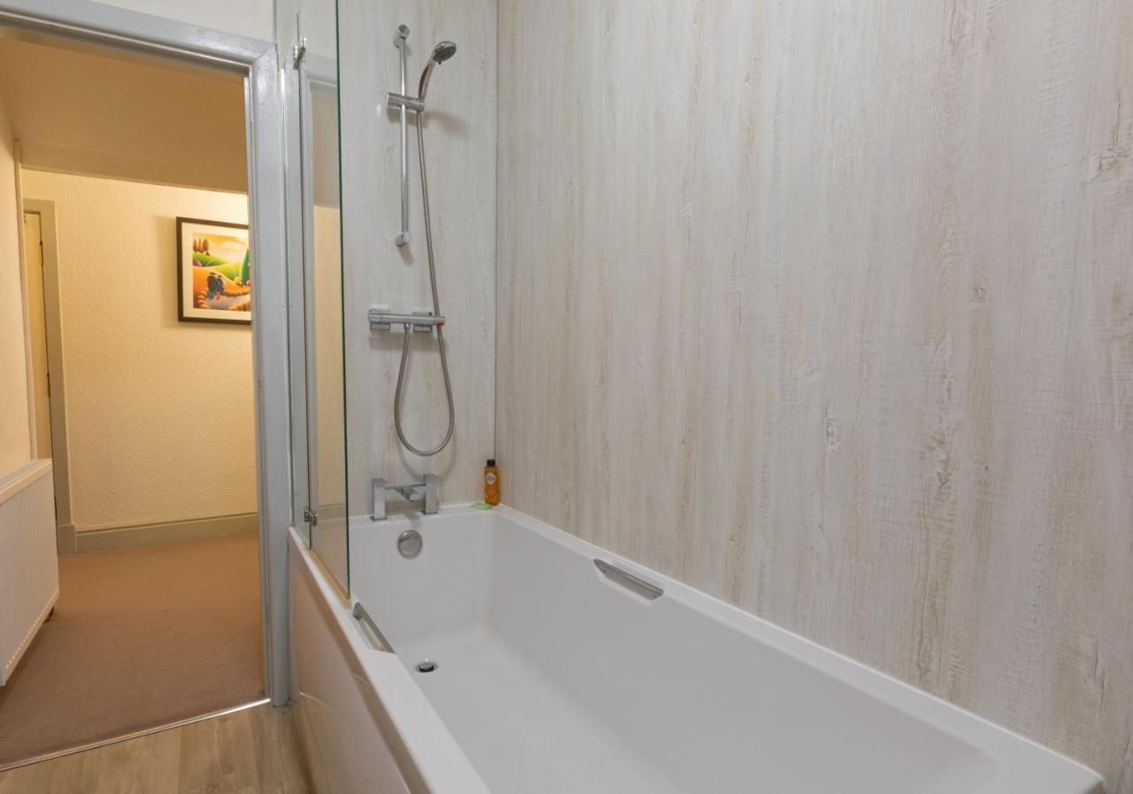 Stonyhurst Spacious Apartment, Great Location. Clitheroe Eksteriør billede